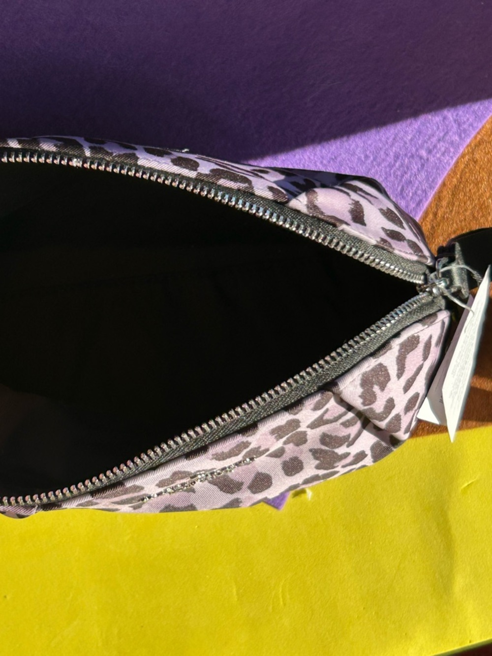 Kate Spade NWT Leopard Print Zipper Pouch Wristlet - Picture 5 of 8